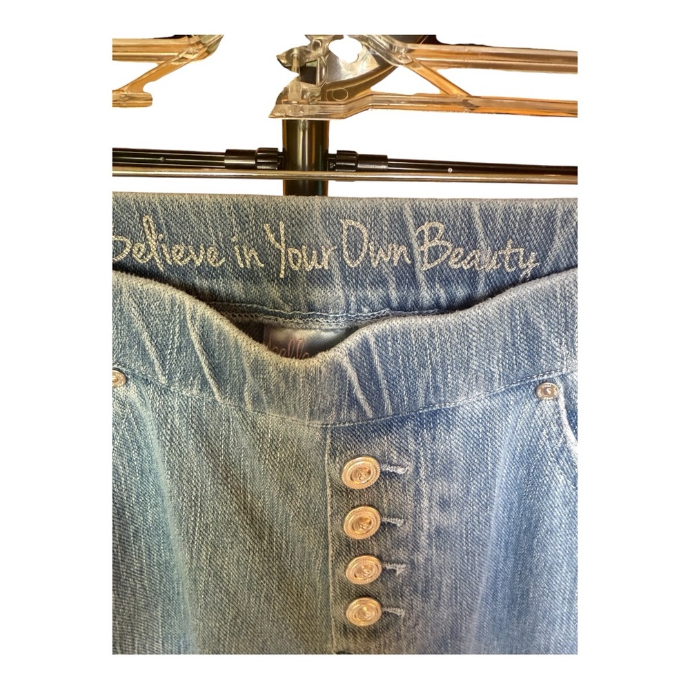 Light Blue Jeans with Button Detail - Picture 4 of 9